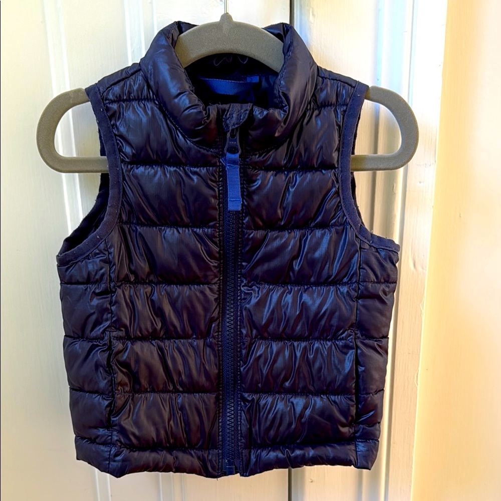 Primary Navy Blue Puffer Vest, size 12-18 months; EUC